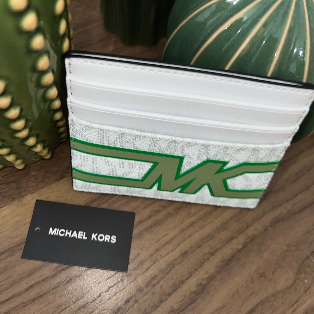 Michael Kors -Cooper Graphic Logo Tall Card Case